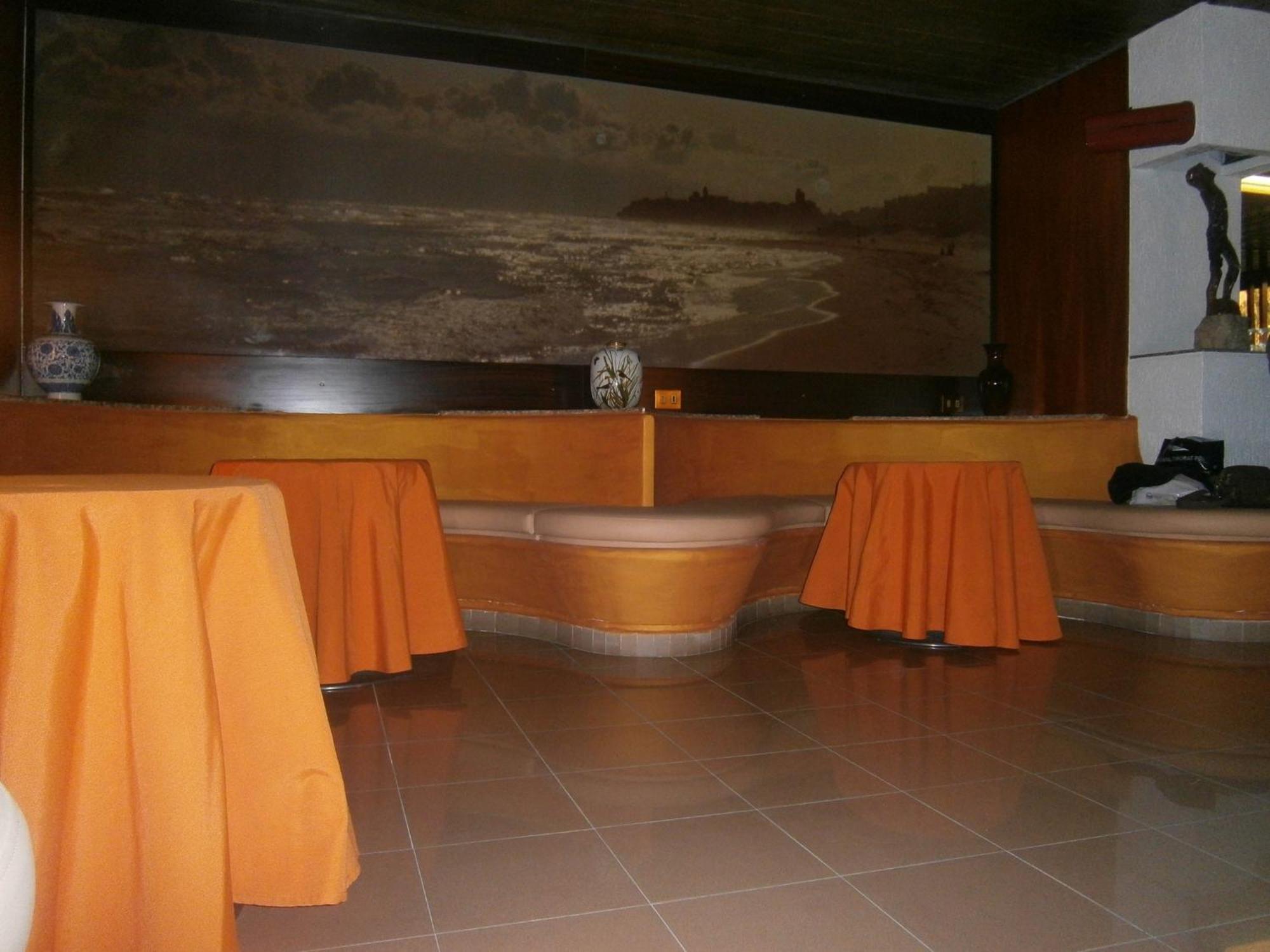 Hotel Corona Térmoli Exterior foto