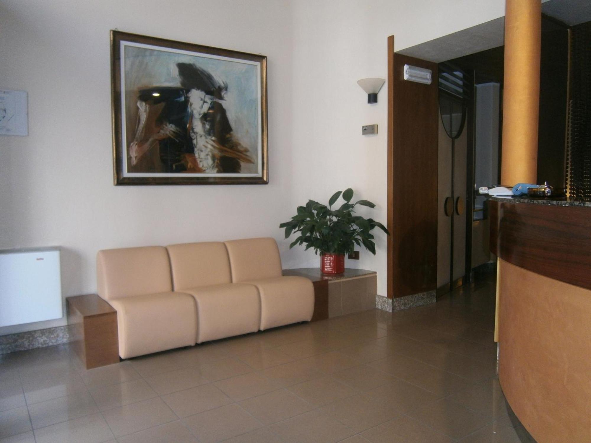 Hotel Corona Térmoli Exterior foto