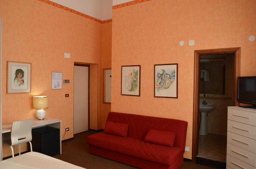 Hotel Corona Térmoli Exterior foto